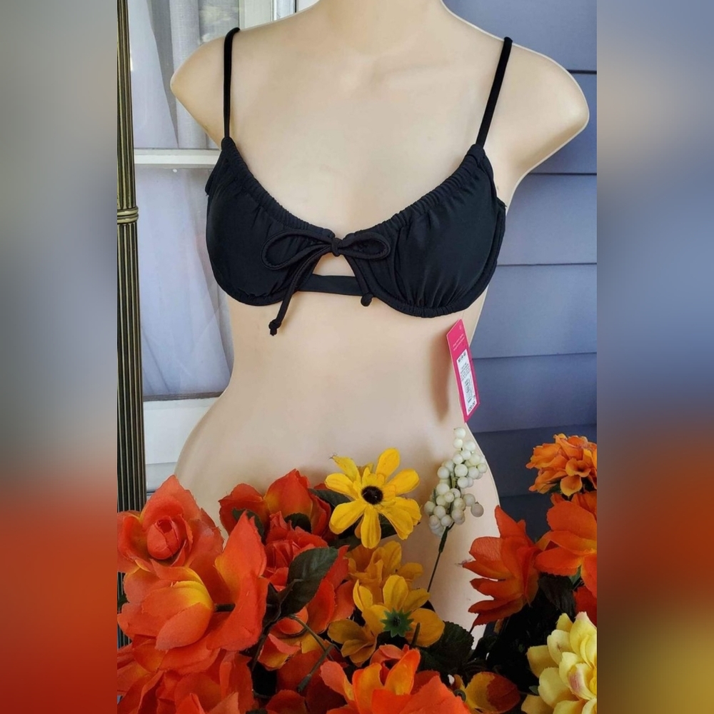 NWT Woman's Black Swim Top Xhilaration Bikini Top Size PM (4-6)